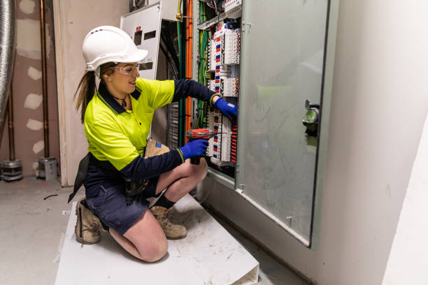 Best Best Electricians Near Me  in Raymond, WI